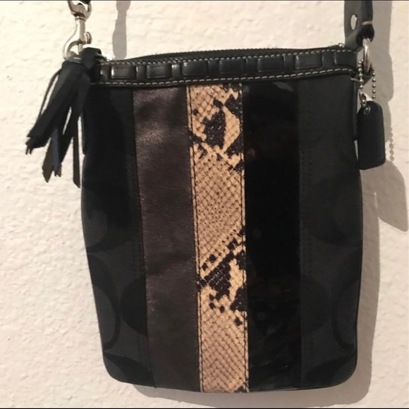 Coach Shoulder Bag - Picture 1 of 7
